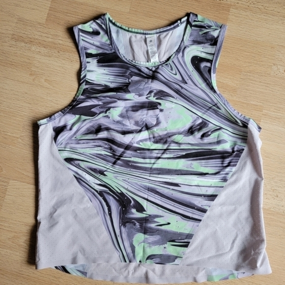 Lululemon Ventilated Running‎ Gym Yoga Athletic Tank Top Size 6